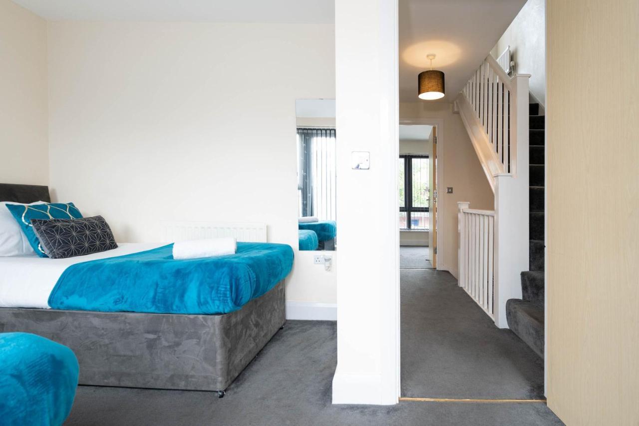 City Centre Townhouse - 3 Bedrooms - Garage - Parking - Top Rated Birmingham Exteriör bild