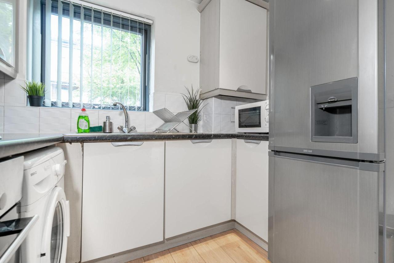 City Centre Townhouse - 3 Bedrooms - Garage - Parking - Top Rated Birmingham Exteriör bild