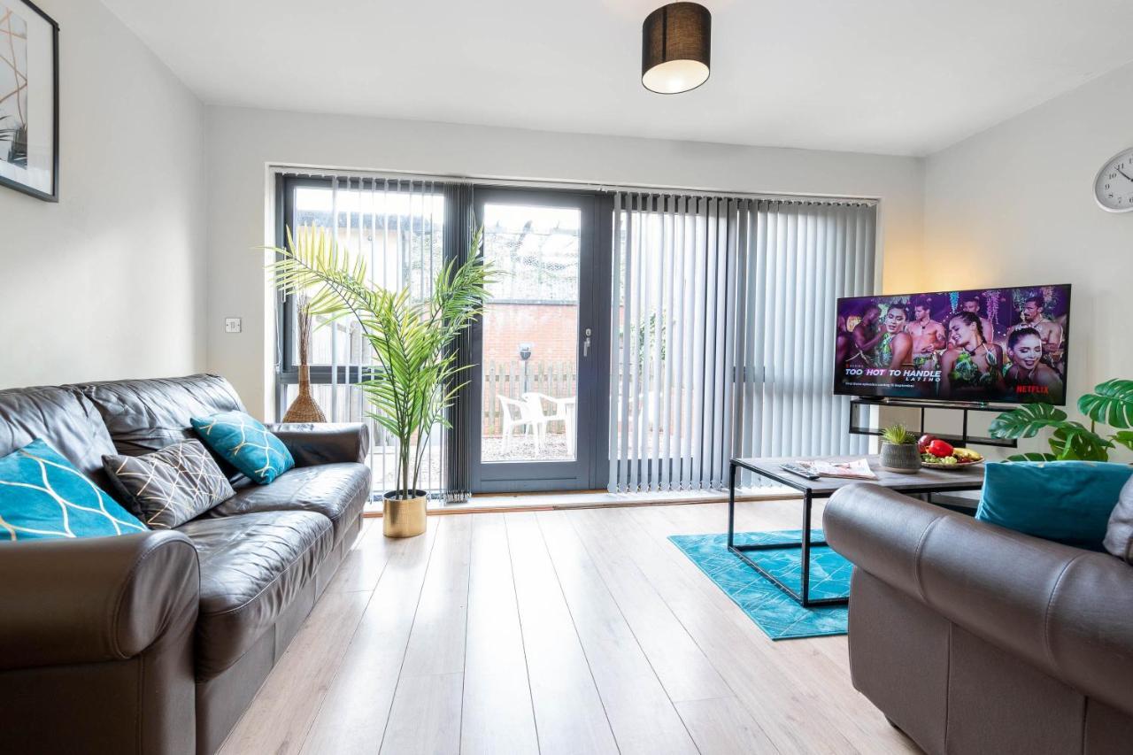City Centre Townhouse - 3 Bedrooms - Garage - Parking - Top Rated Birmingham Exteriör bild